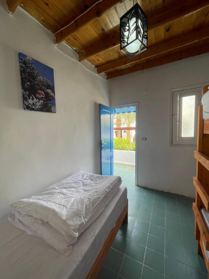 Auski Hostel Дахаб Экстерьер фото