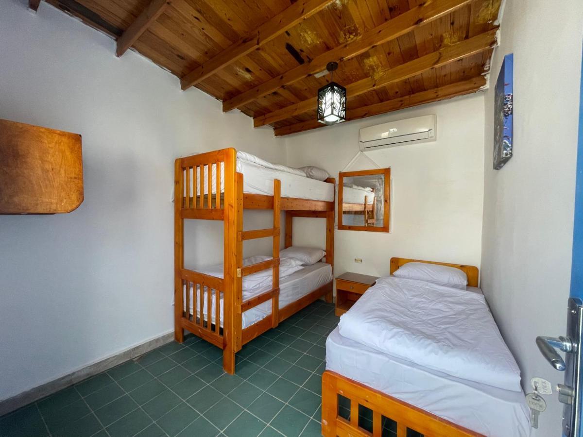 Auski Hostel Дахаб Экстерьер фото