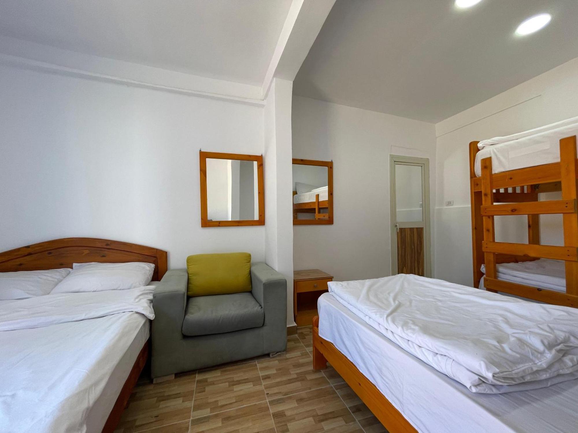 Auski Hostel Дахаб Экстерьер фото
